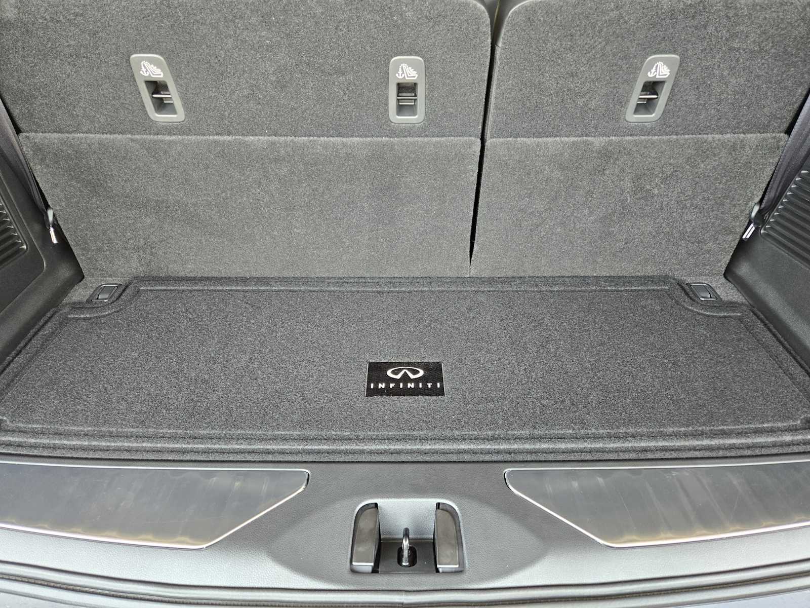 2026 INFINITI QX80 Luxe - Photo 19