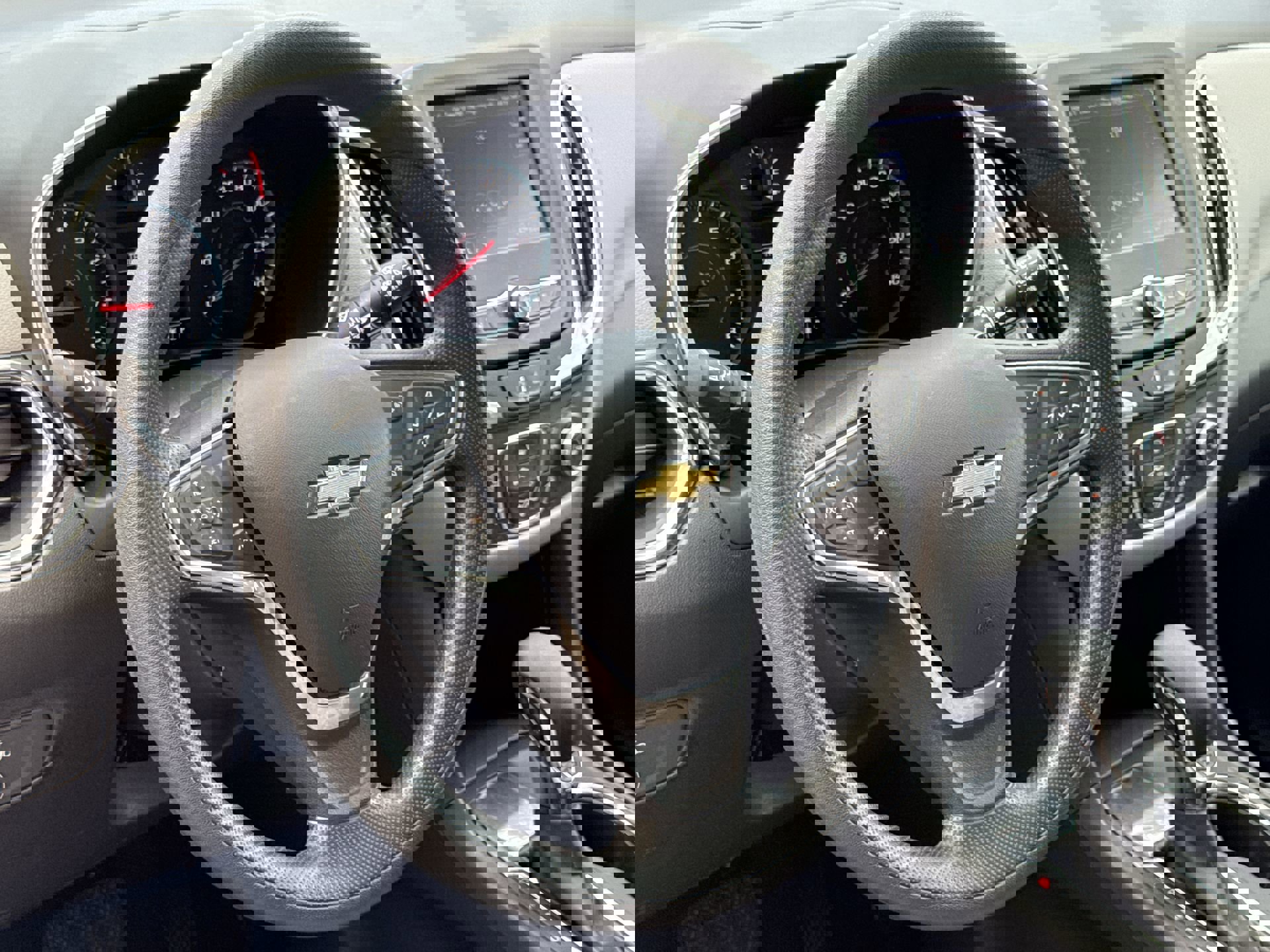 2023 Chevrolet Equinox LS photo 15