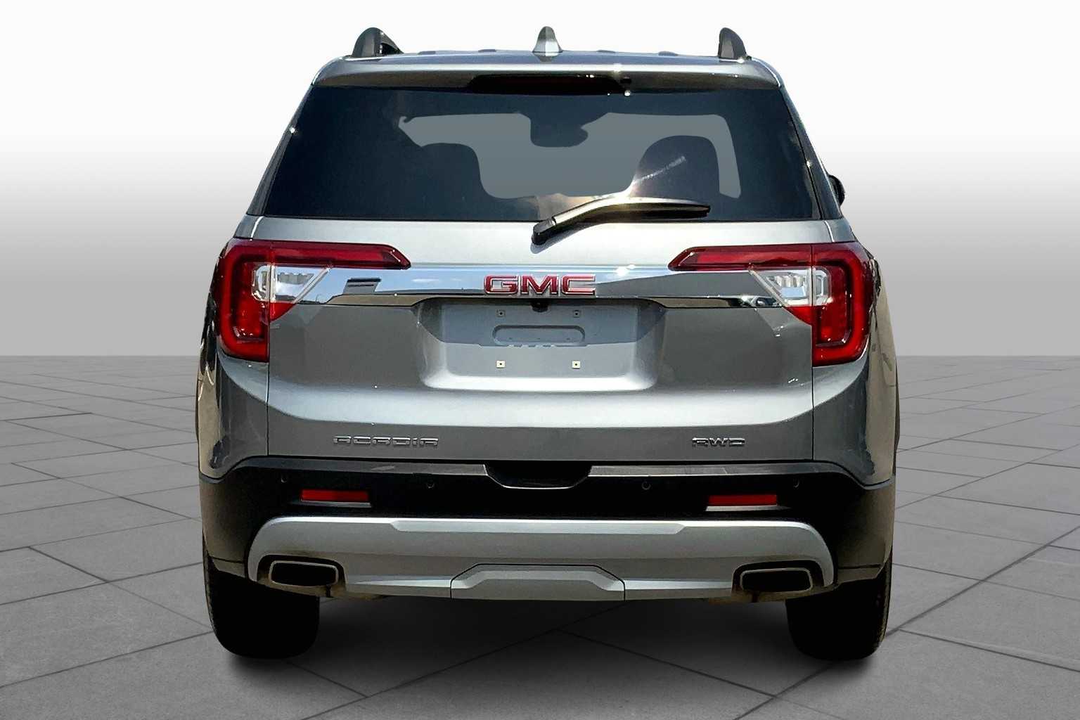 2023 Gmc Acadia SLE photo 4
