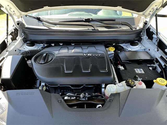 2019 Jeep Cherokee Limited photo 11