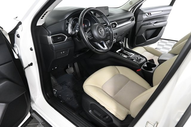 2018 Mazda CX-5 Touring photo 16