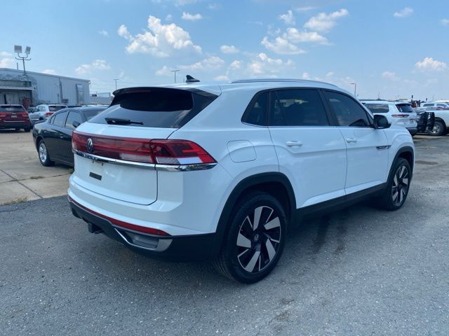 2024 Volkswagen Atlas Cross Sport SE Technology photo 4