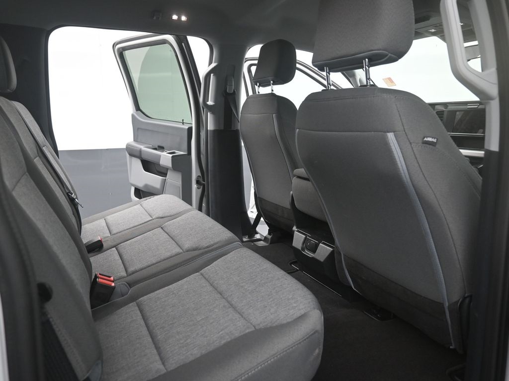 2025 Ford F-250 photo 10