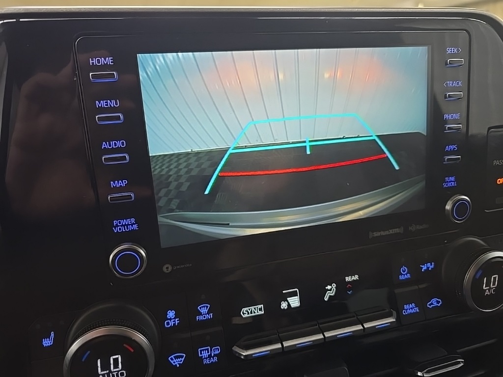 2022 Toyota Highlander XLE photo 19