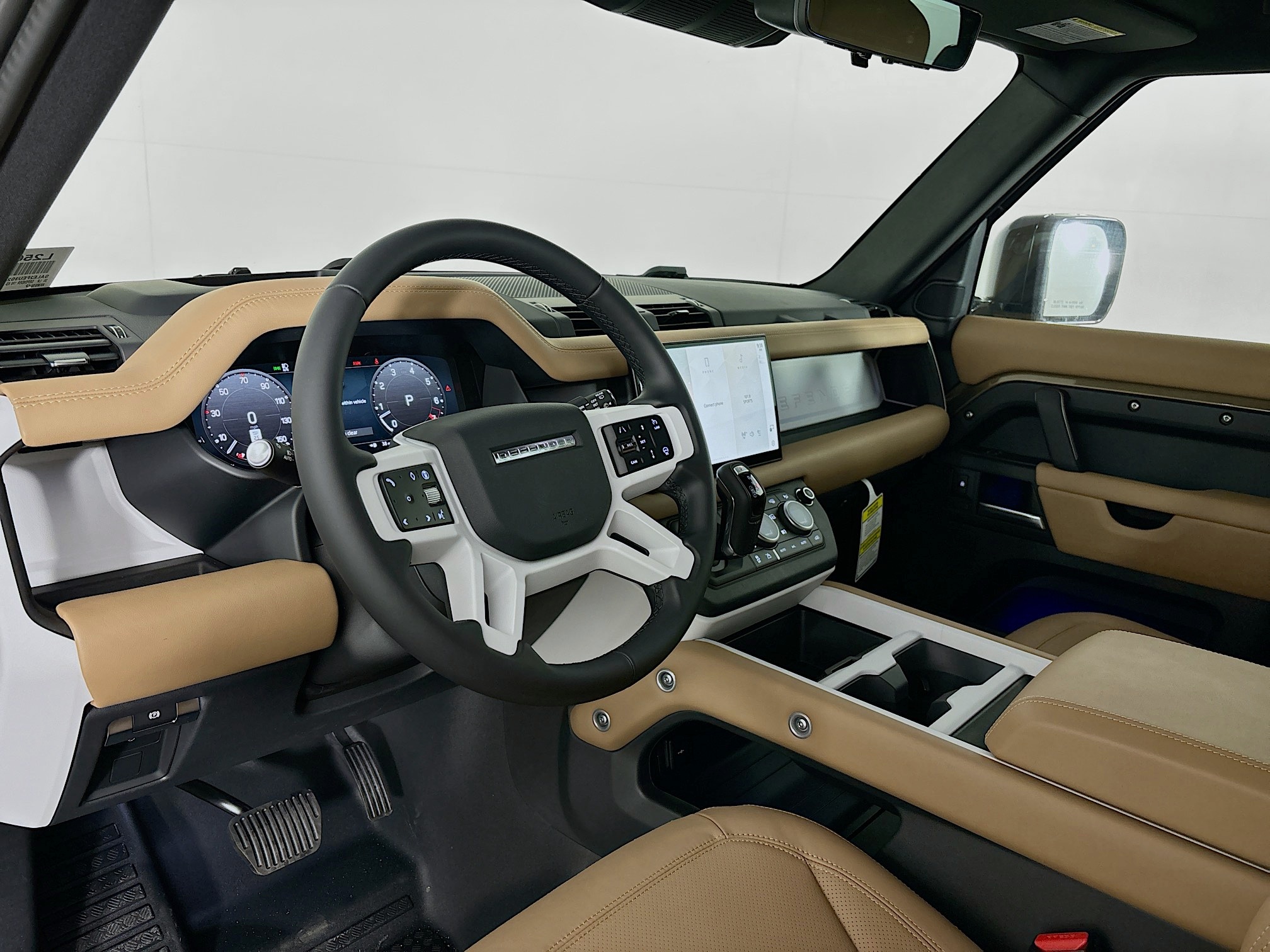 2025 Land Rover Defender 130 X-Dynamic SE photo 9