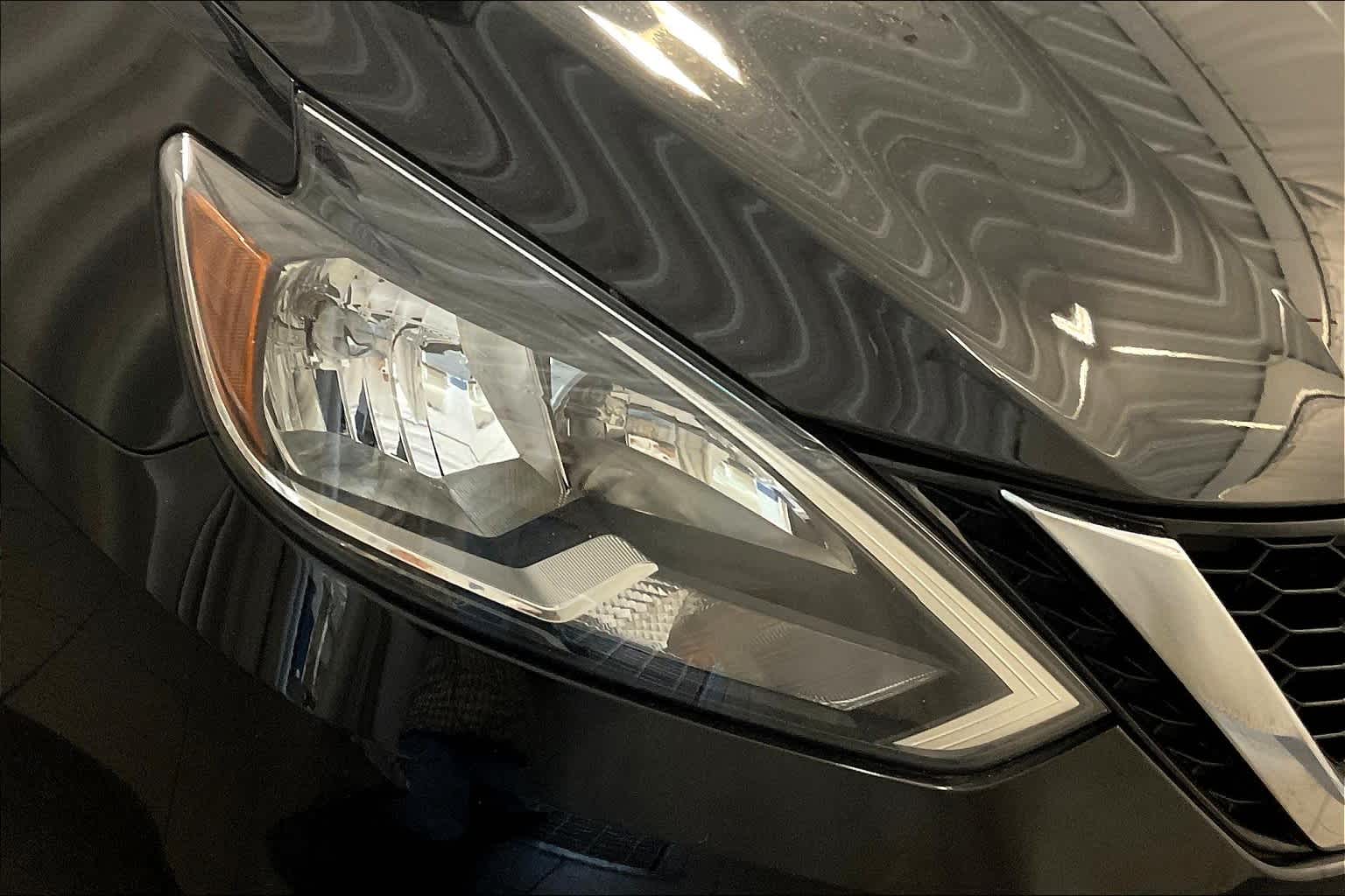 2019 Nissan Sentra SV photo 28