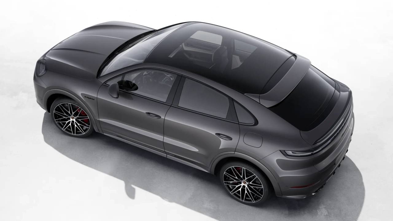 2026 Porsche Cayenne S E-Hybrid Coupe photo 4