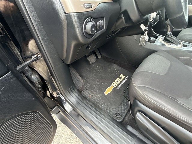 2017 Jeep Cherokee Latitude photo 21
