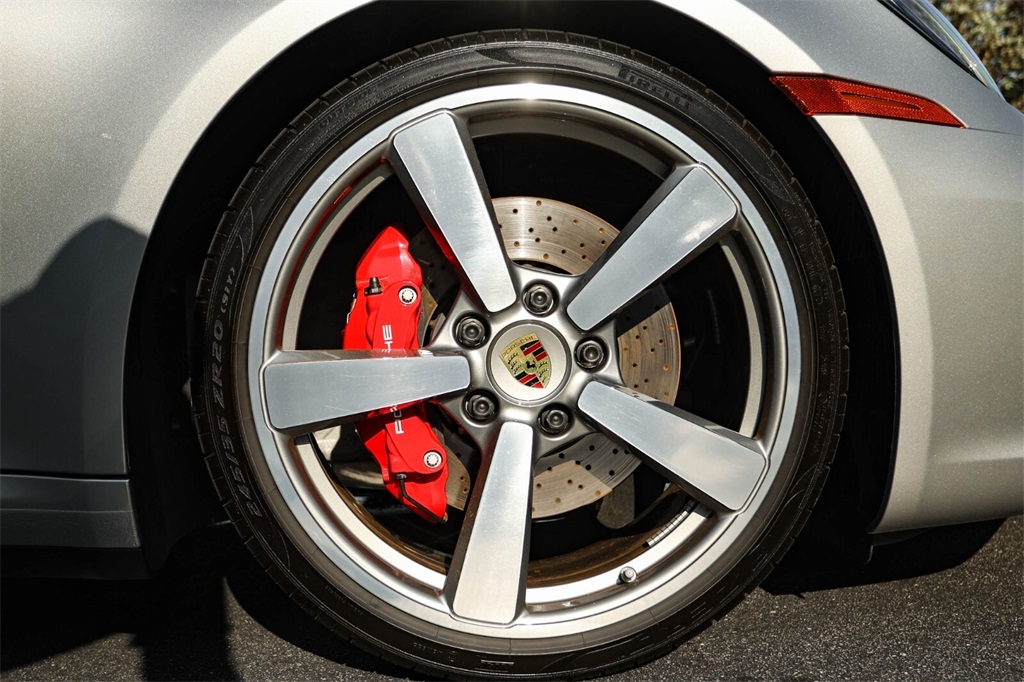 Used 2021 GT Silver Metallic Porsche Carrera S image 14