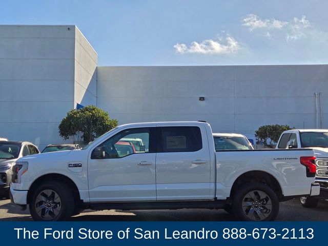 2025 Ford F-150 Lightning photo 4