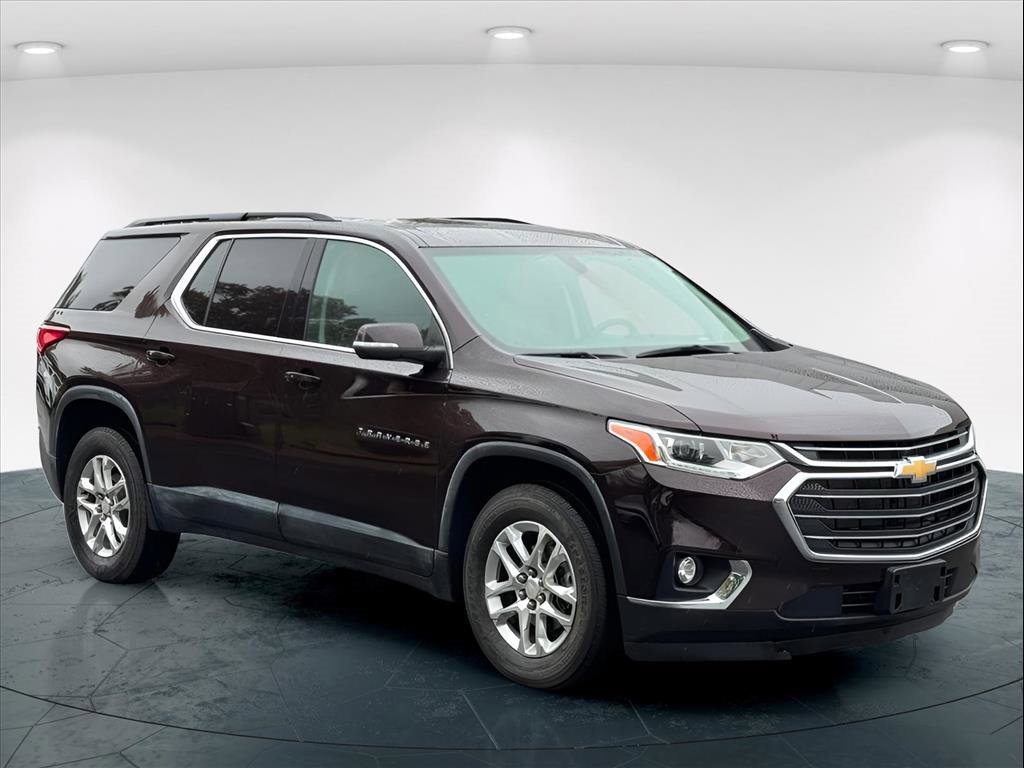 2021 Chevrolet Traverse Cloth photo 3