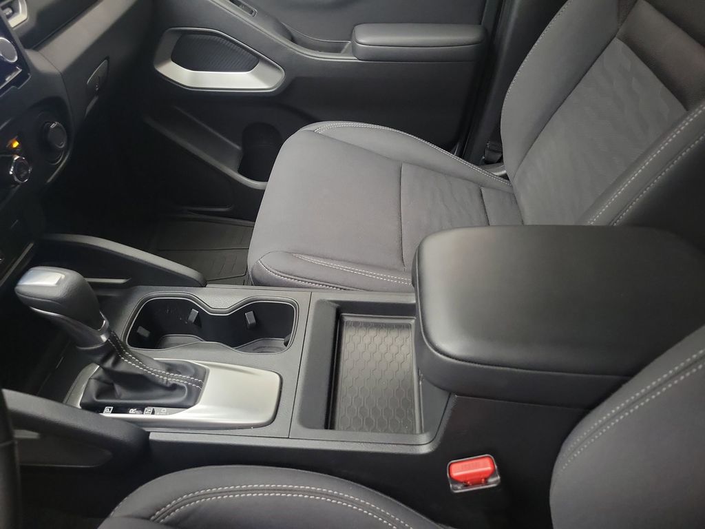 2022 Nissan Frontier SV photo 26