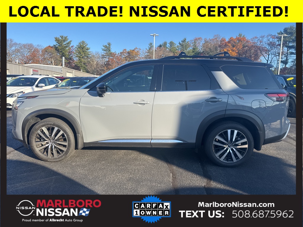 2025 Nissan Pathfinder Platinum photo 4