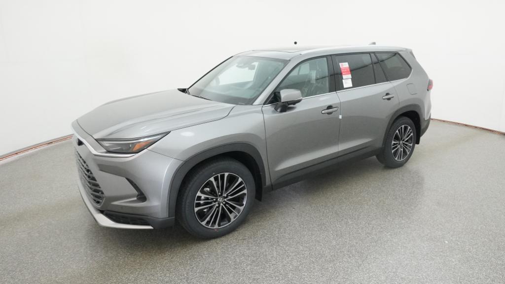 2026 Toyota Grand Highlander Platinum's photo