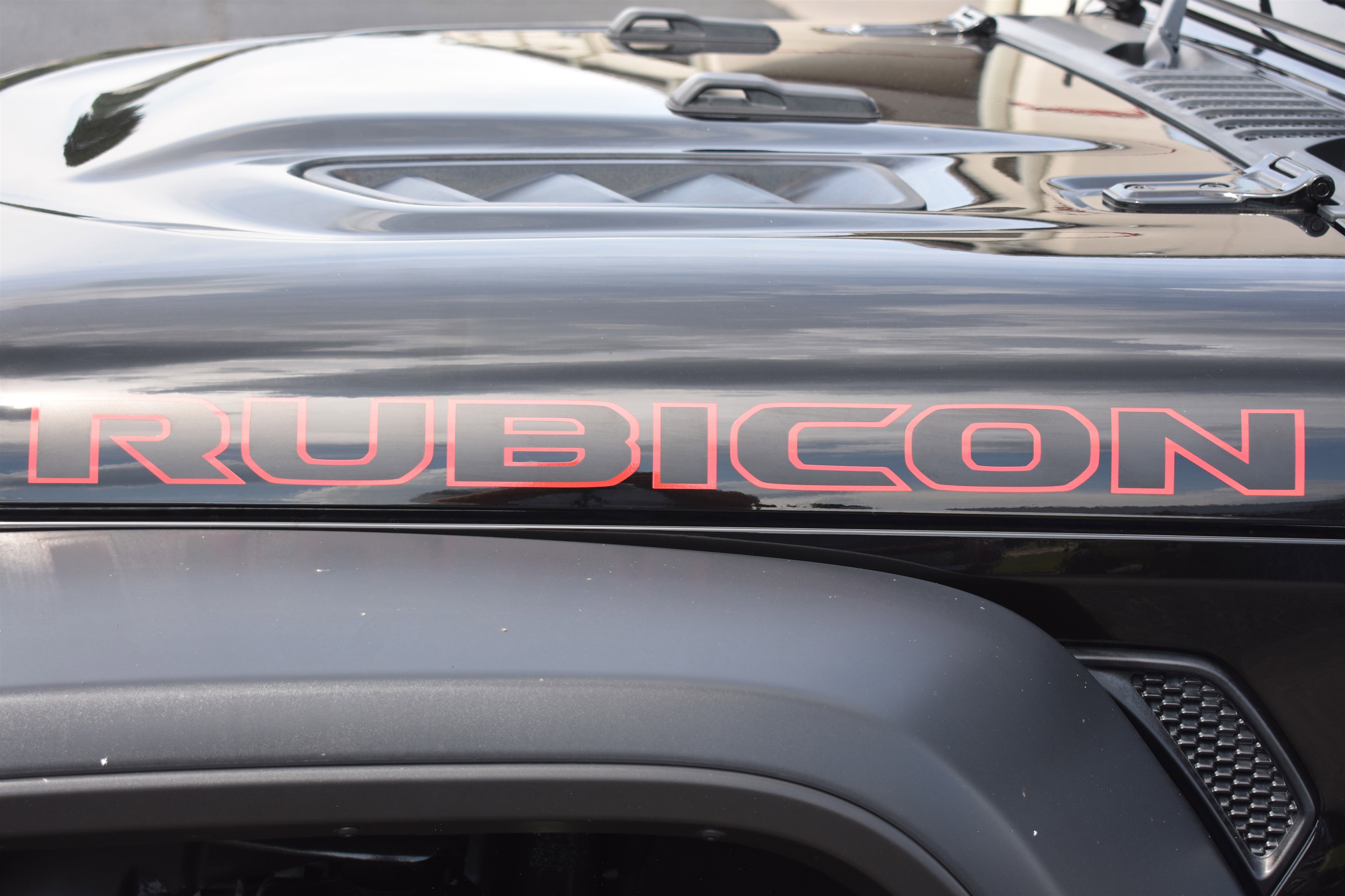2023 Jeep Gladiator Rubicon photo 3
