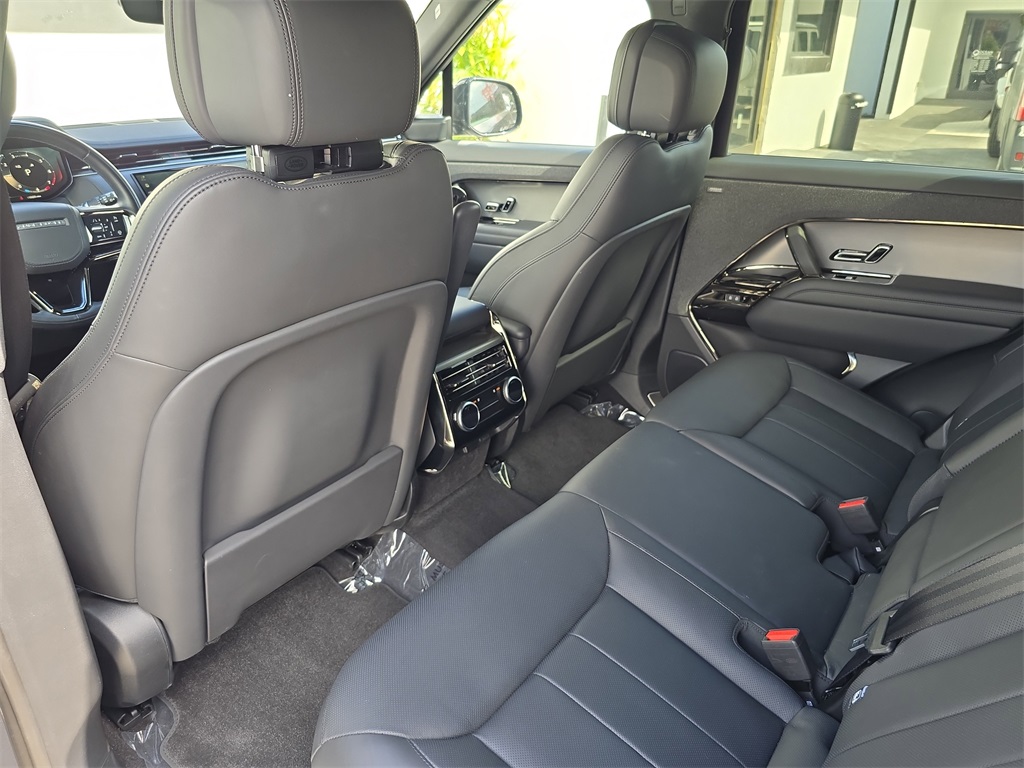 2024 Land Rover Range Rover Sport SE photo 11