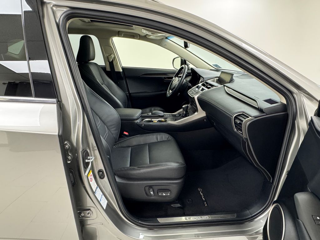 2016 Lexus NX 200t AWD photo 12