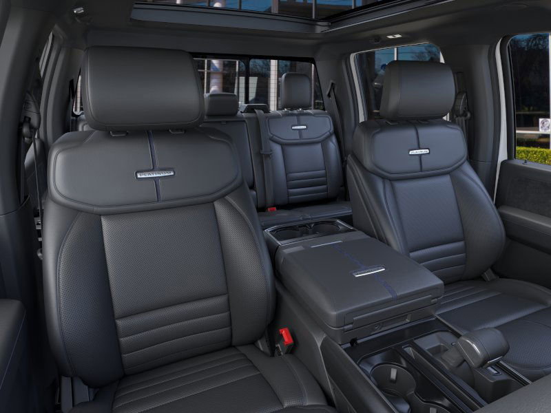 2025 Ford F-150 Platinum photo 10