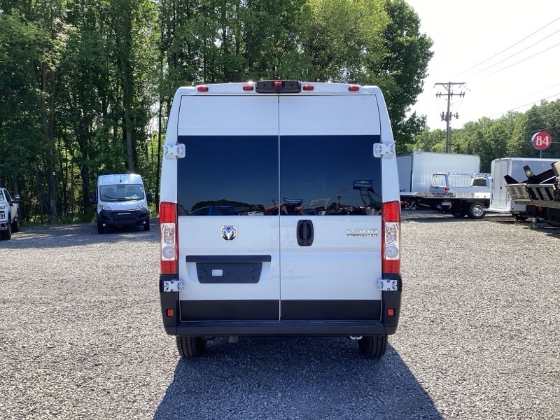 2024 Ram ProMaster 2500 photo 3