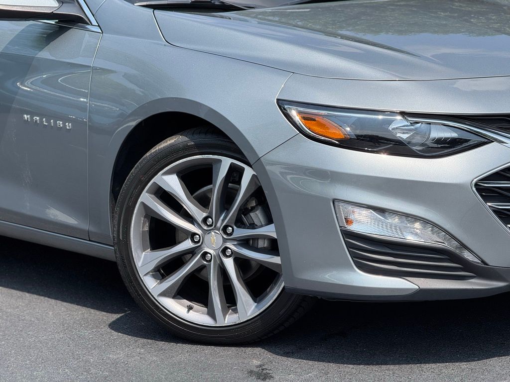 2023 Chevrolet Malibu 1LT photo 4