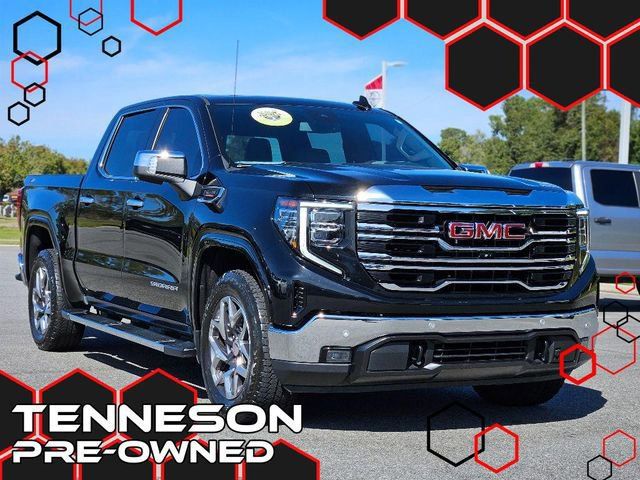 2022 GMC Sierra 1500 SLT's photo