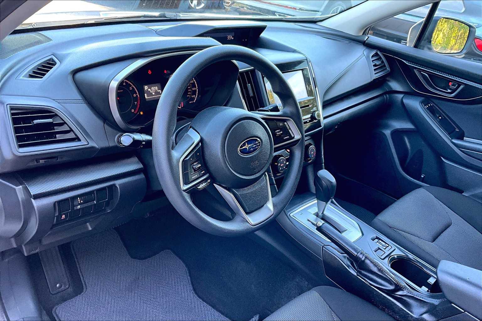 2019 Subaru Impreza Premium photo 14