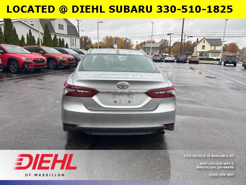 2021 Toyota Camry XLE photo 2