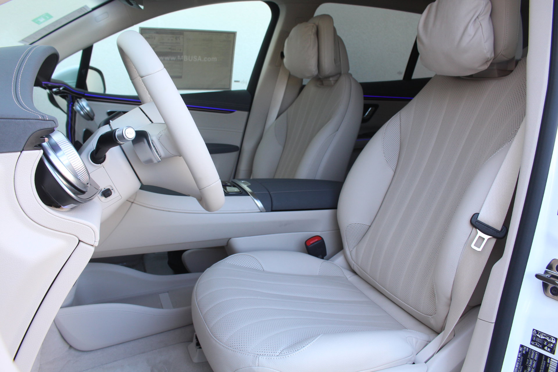 2026 Mercedes Benz EQS SUV 450 4MATIC photo 14
