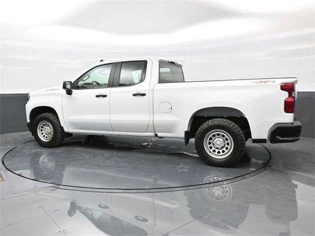 2021 Chevrolet Silverado 1500 photo 3