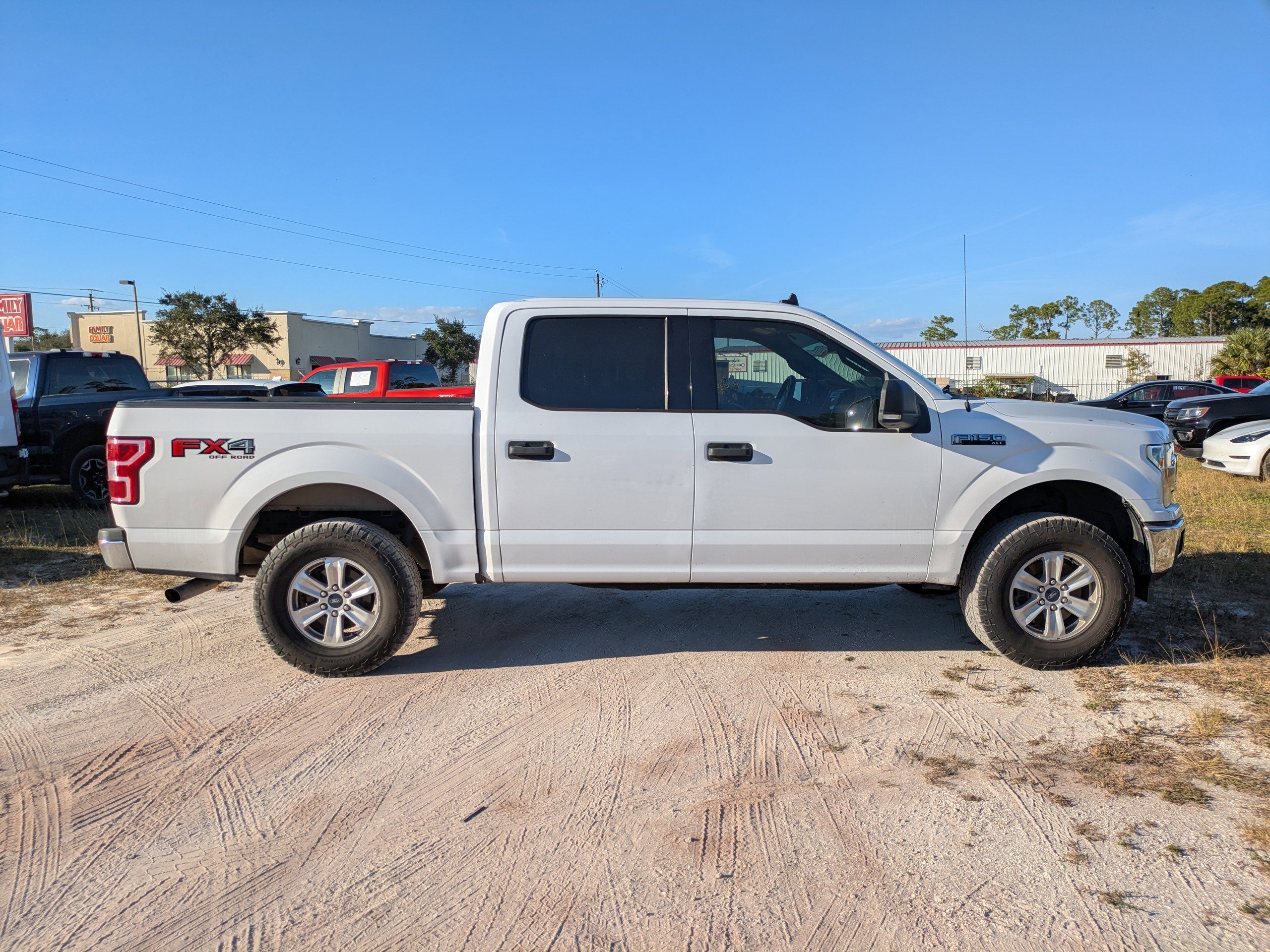 2019 Ford F-150 XLT photo 3