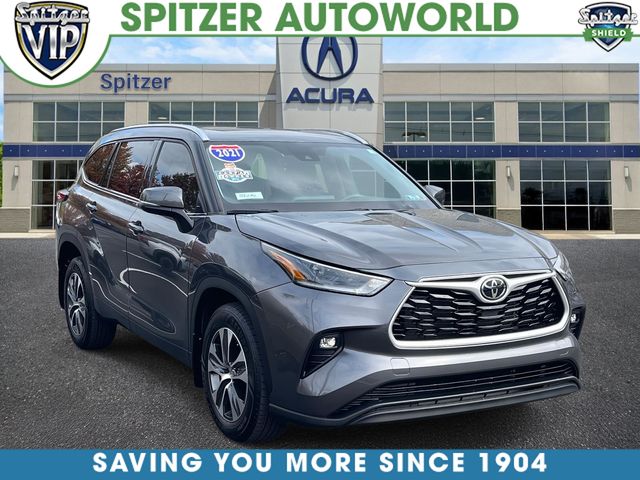 2021 Toyota Highlander XLE's photo