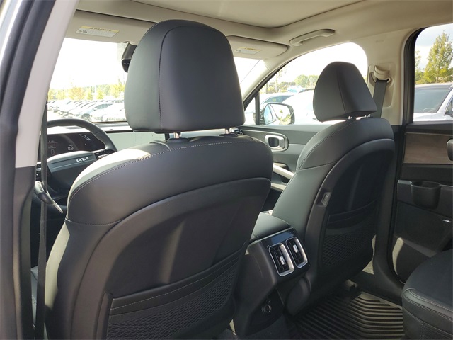 2026 Kia Sorento X-Line EX photo 9