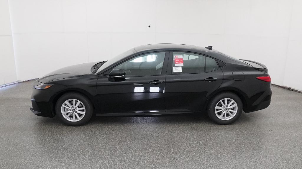 2026 Toyota Camry LE photo 9