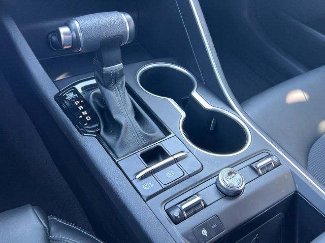 2024 Kia K5 GT-Line photo 12