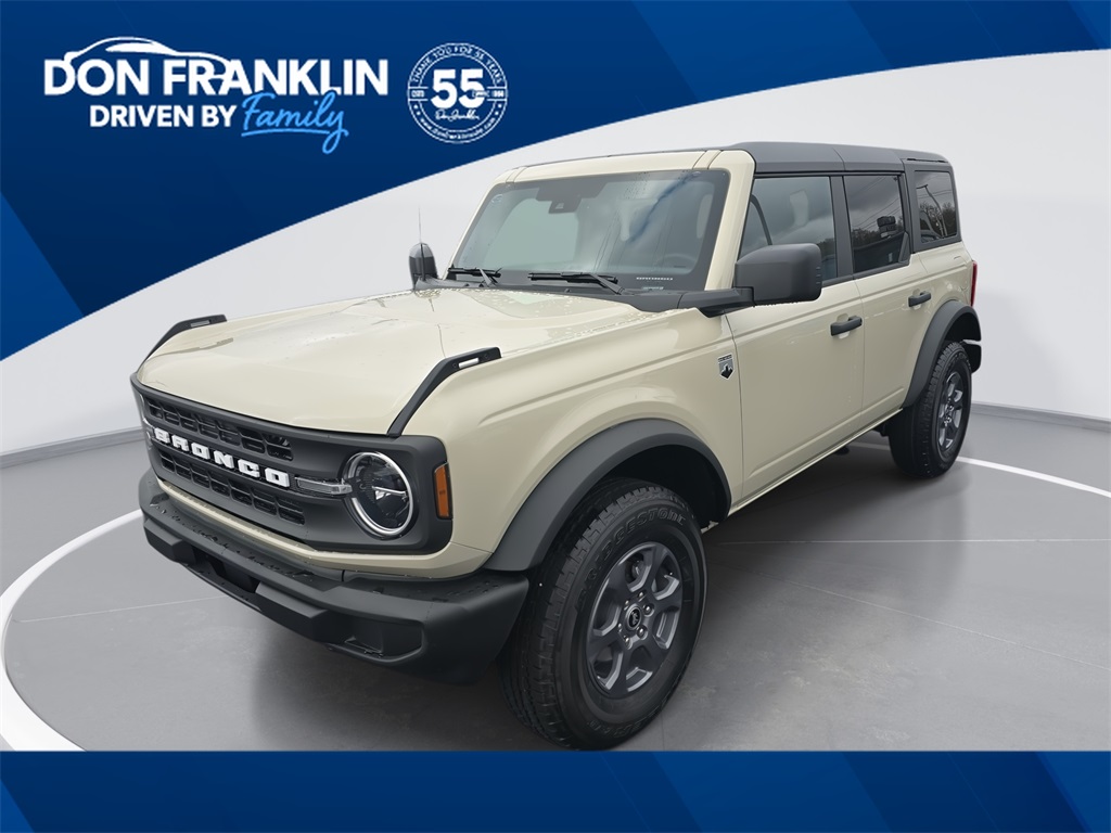 2025 Ford Bronco 4-Door Big Bend's photo