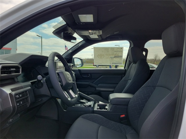 2025 Toyota Tacoma SR5 Double Cab photo 12