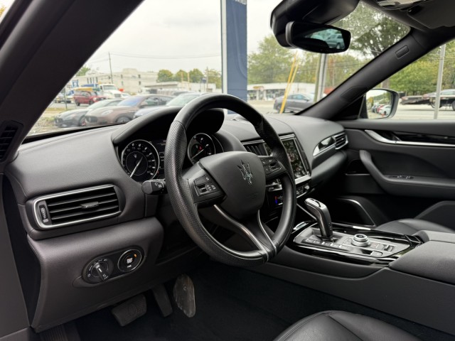 2022 Maserati Levante Modena photo 7