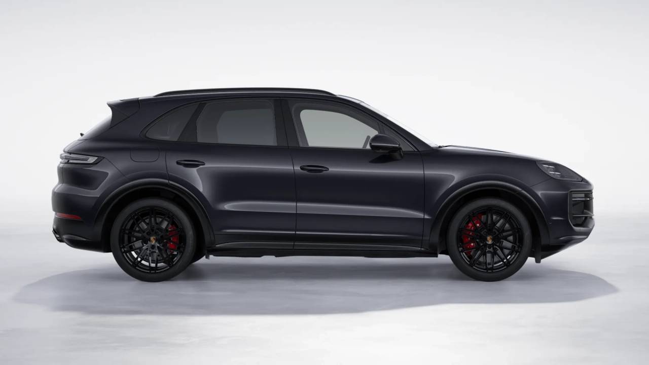 2026 Porsche Cayenne GTS photo 7