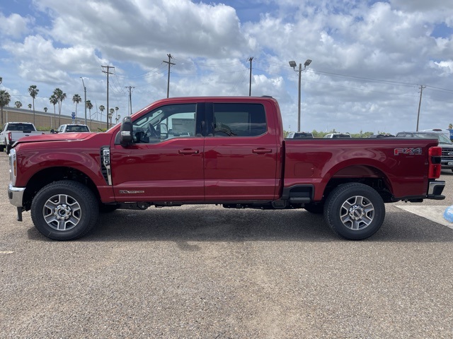 2025 Ford F-250 Lariat photo 4