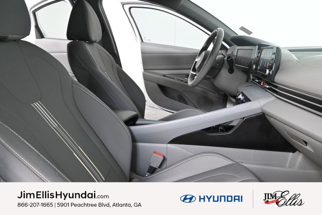 2022 Hyundai Elantra SEL Convenience photo 21