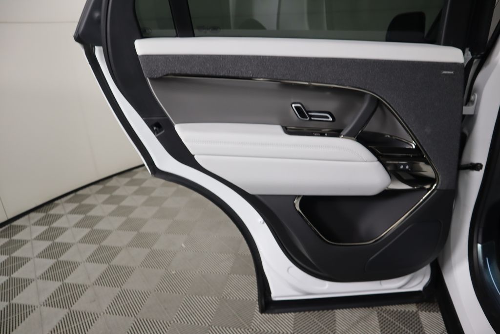 2025 Land Rover Range Rover Sport P360 S photo 22