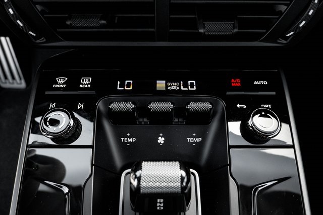 2025 Porsche 911 S photo 21