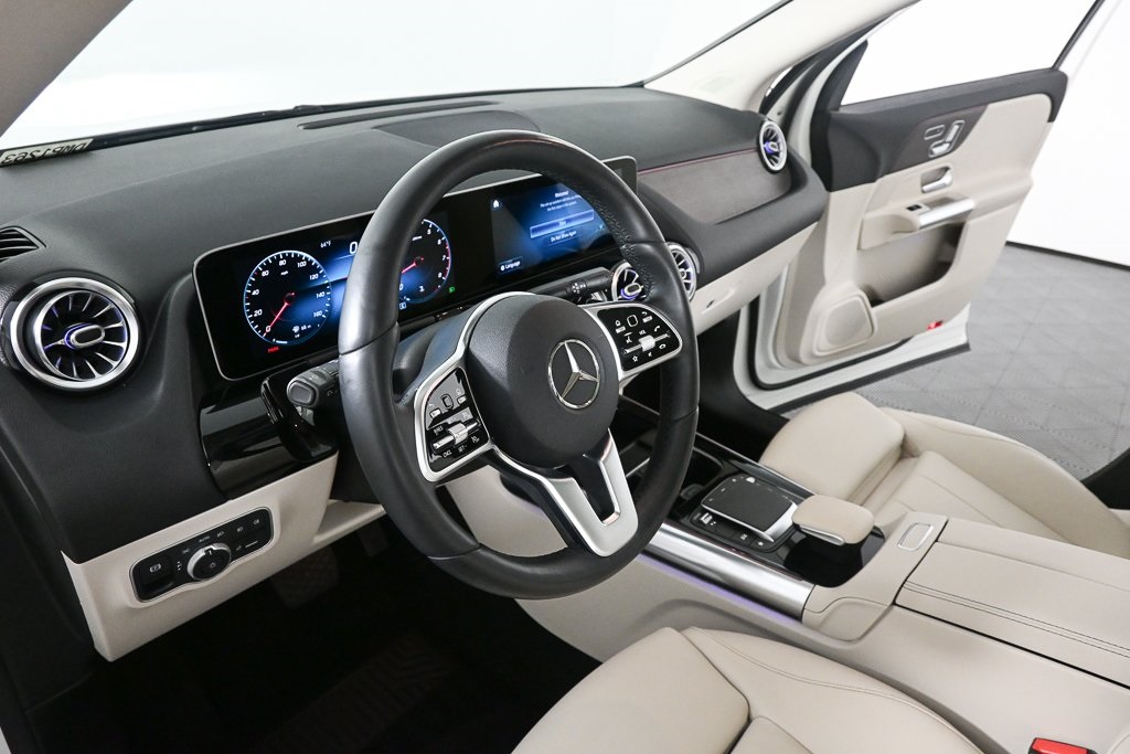 2021 Mercedes Benz GLA 250 4MATIC photo 3