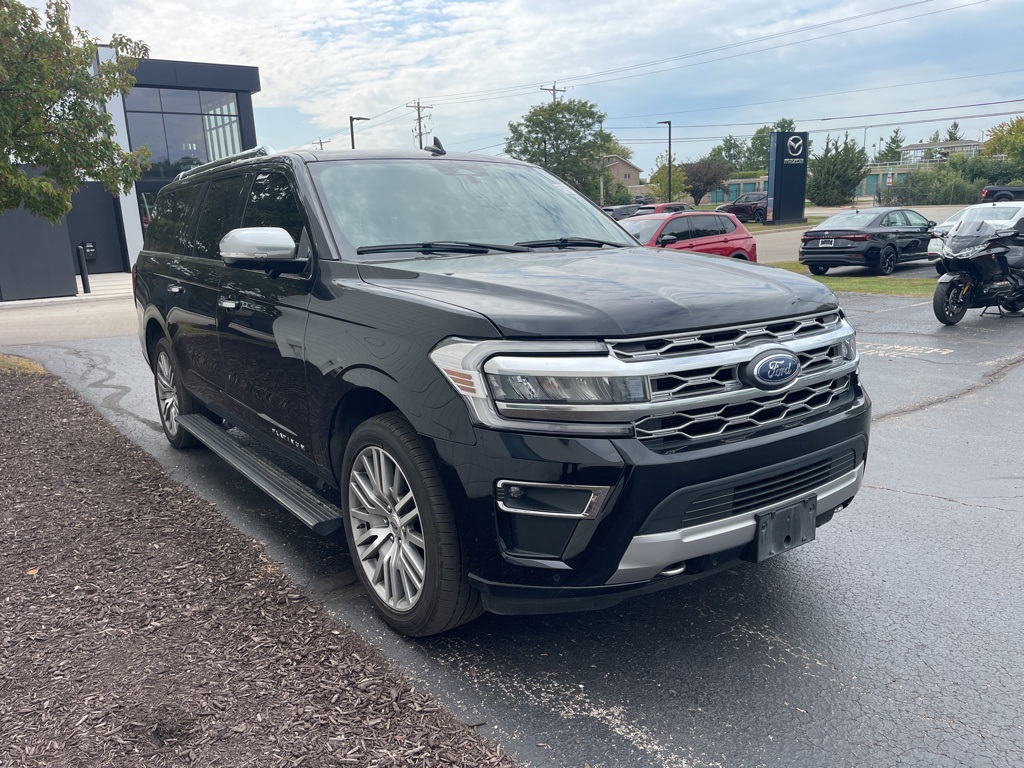 2022 Ford Expedition MAX Platinum photo 4