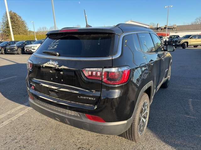2026 Jeep Compass Limited photo 3