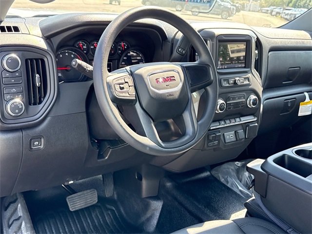 2025 Gmc Sierra 2500 HD Pro photo 2