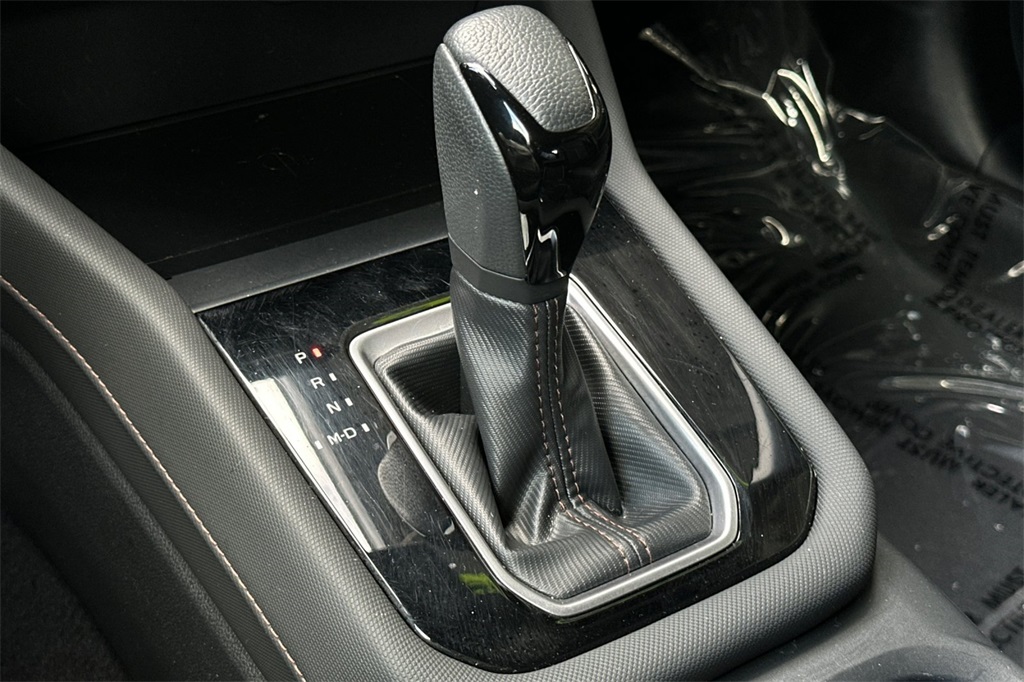 2025 Subaru Forester Touring photo 23