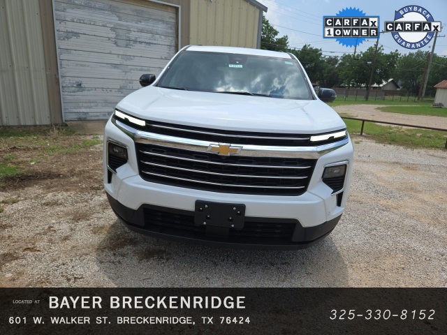 2024 Chevrolet Traverse photo 2