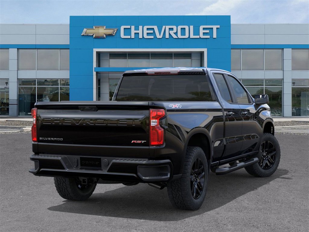 2026 Chevrolet Silverado 1500 RST photo 4