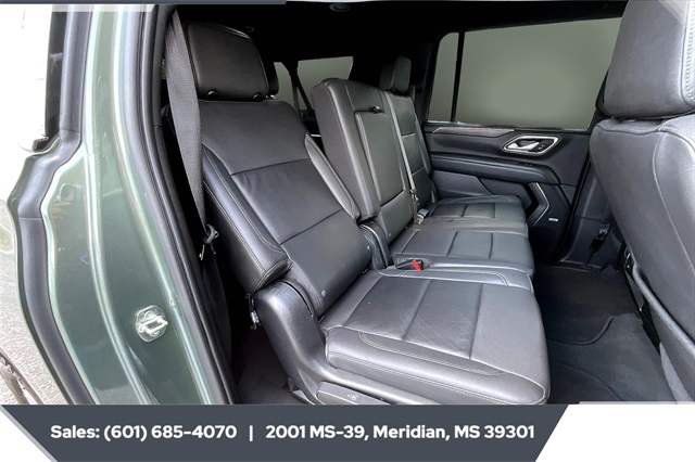 2023 Chevrolet Suburban LT photo 19